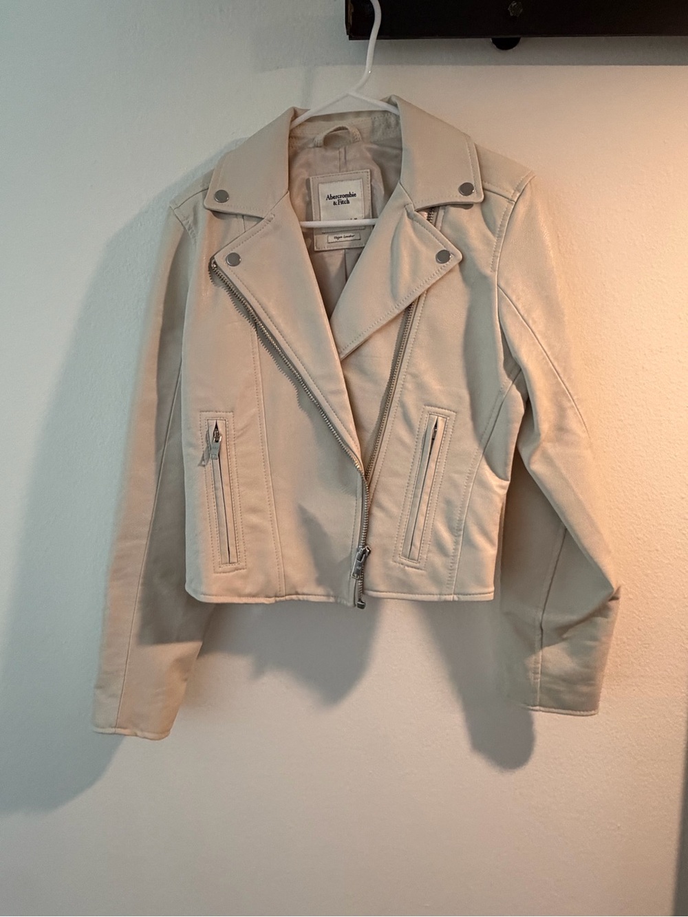NWOT Abercrombie & Fitch Cream Moto Jacket - Women's - Picture 6 of 6
